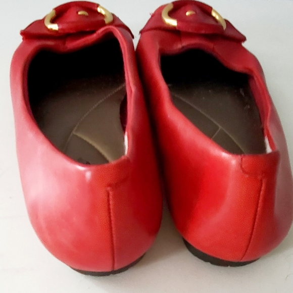 Bare Trap Red Leather Ballet Flats - Picture 4 of 7